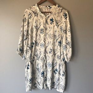 Melissa McCarthy top size 1x